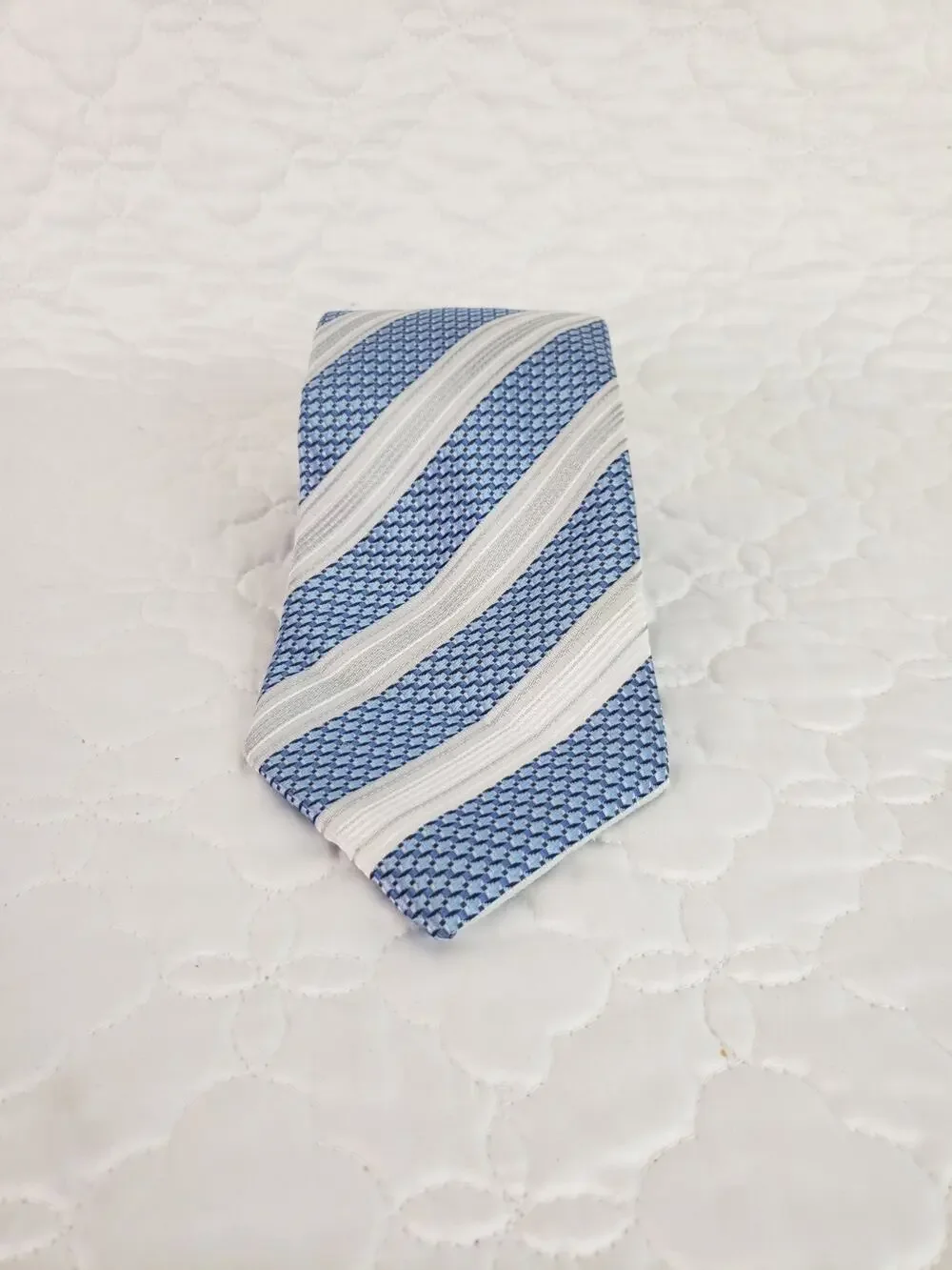 GIORGIO ARMANI 100% Silk Mens Neck Tie Striped Casual Italy